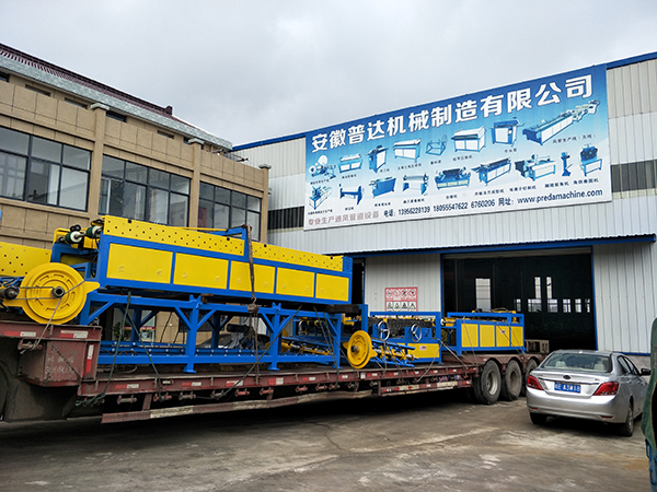 河南鄭州陳總訂購全套直線風管生產線