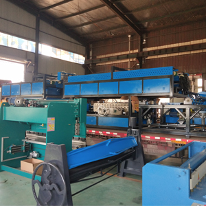 新疆李總采購U型風(fēng)管生產(chǎn)線等全套設(shè)備